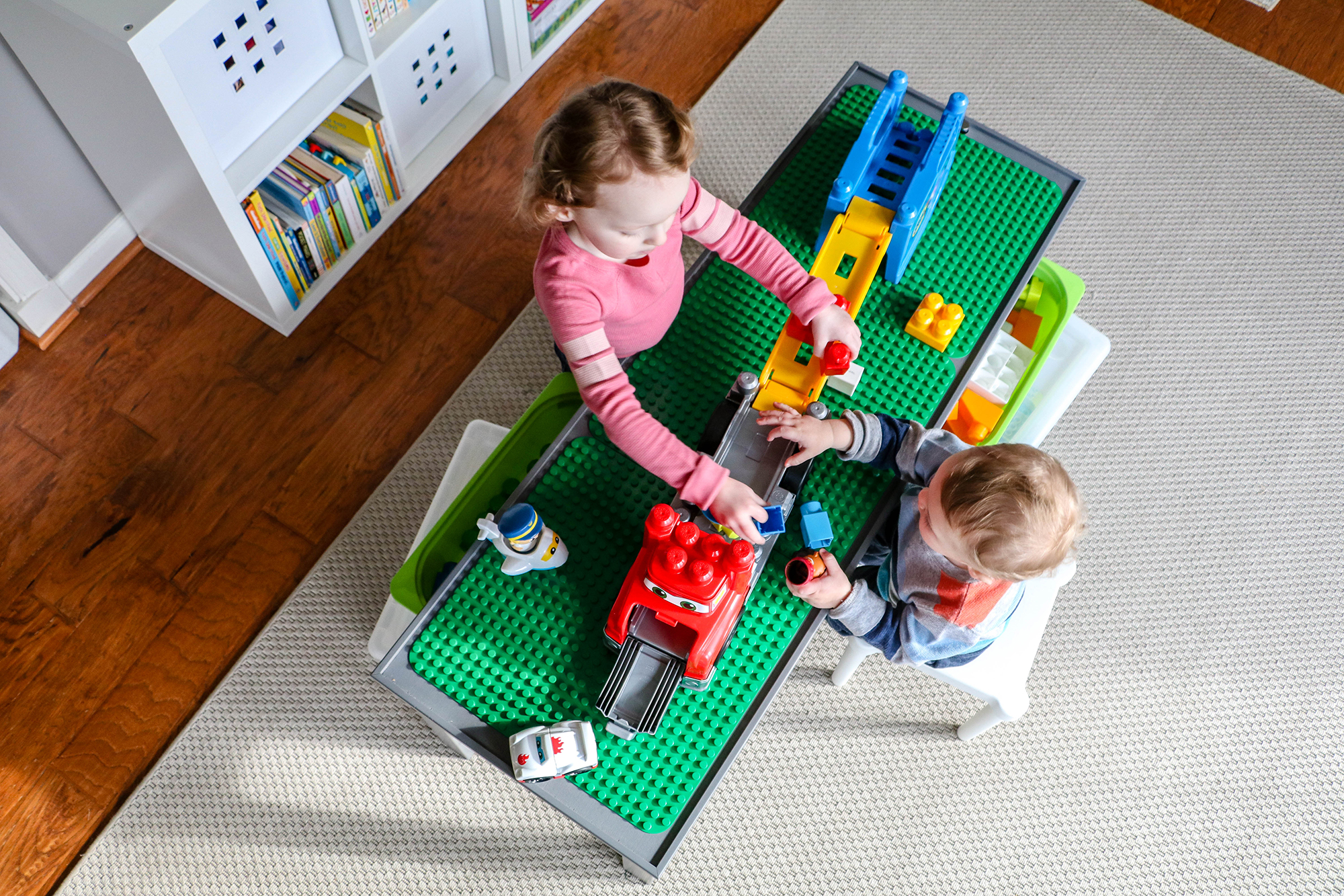 Sinis falskhed Udholdenhed IKEA Hack: LACK Now a 3-in-1, Self-Contained, Slimline, Transforming DUPLO®  / LEGO® Table - Saving Amy